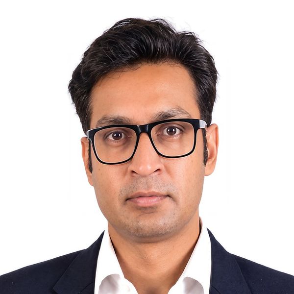 Portrait of Zahid Hussain FCA FCCA, Co-founder and CEO